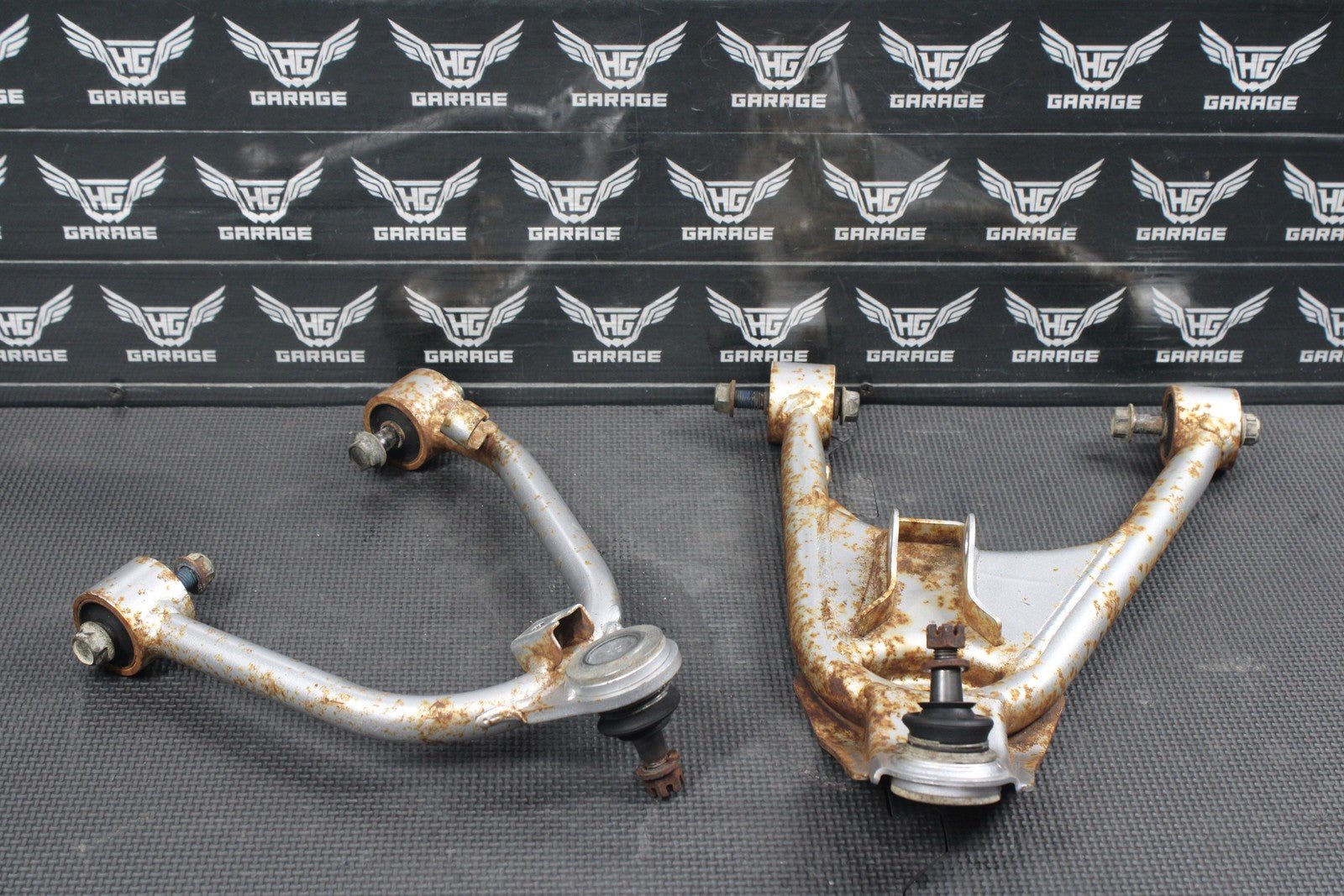 2004 04 - 09 SUZUKI QUADSPORT LTZ250 OEM FRONT LOWER UPPER LEFT CONTROL A ARMS - hggarage