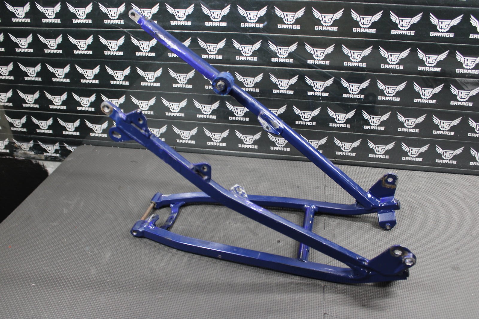 2000 YAMAHA YZ250 OEM REAR BACK SUB FRAME SUBFRAME 5HC - 21190 - 00 - hggarage