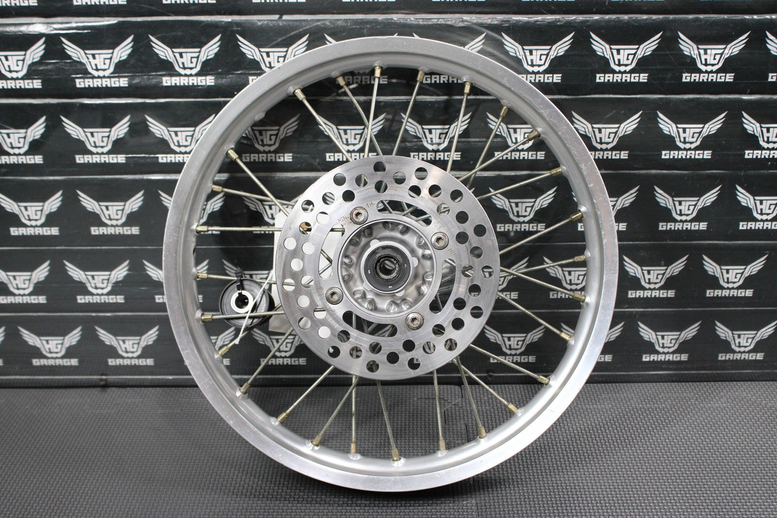 2004 KAWASAKI 00 - 09 KX65 OEM FRONT WHEEL RIM HUB SPOKES 41090 - 1124 - hggarage