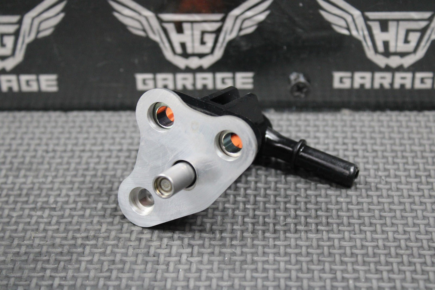 2020 SUZUKI 19 - 25 RMZ250 OEM FUEL INJECTOR AIRBOX MOUNT NOZZLE 15710 - 46K10 GOOD! - hggarage