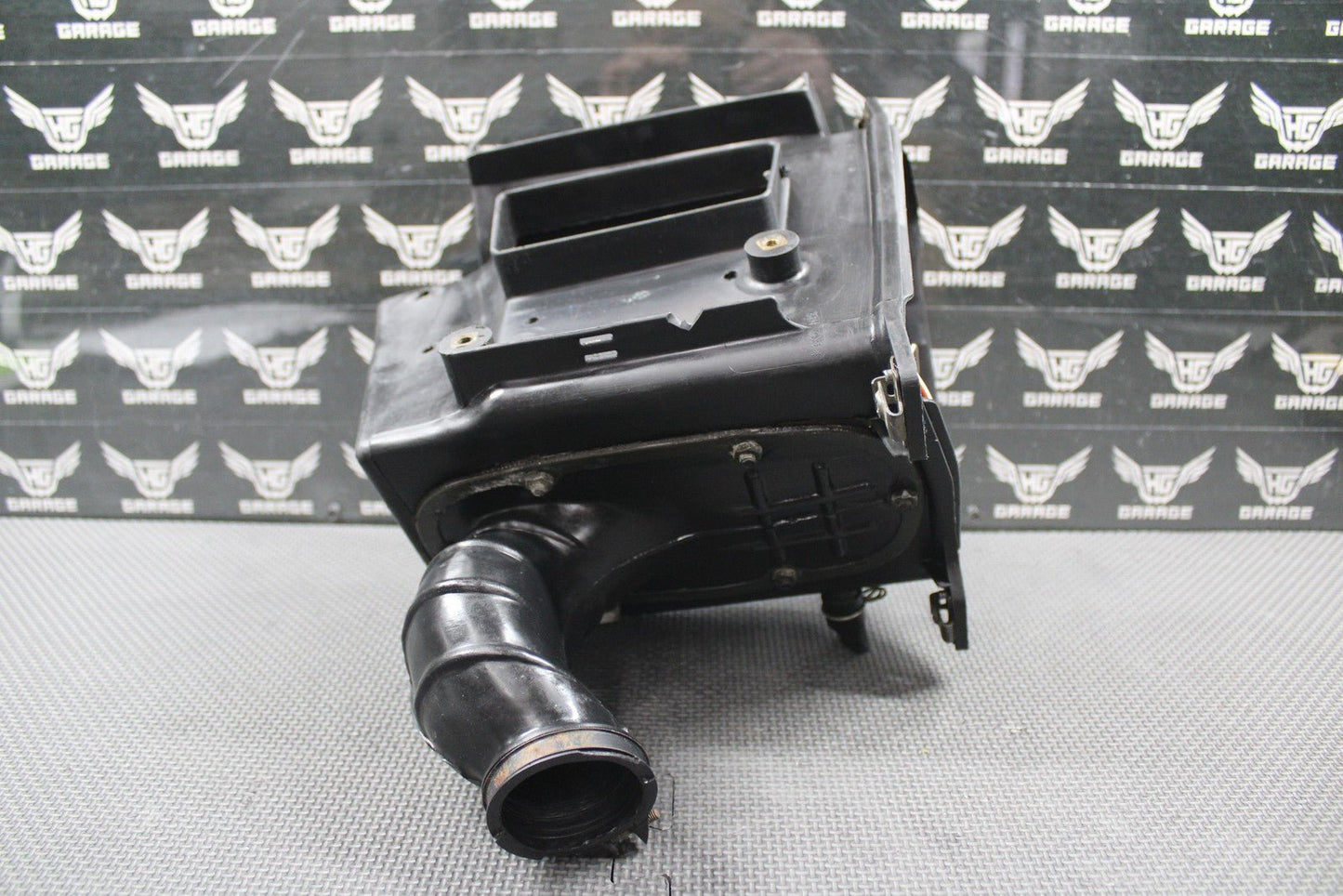 1991 90 - 95 HONDA XR250R OEM AIRBOX AIR CLEANER BOX INTAKE BOOT 17222 - KT1 - 670 - hggarage