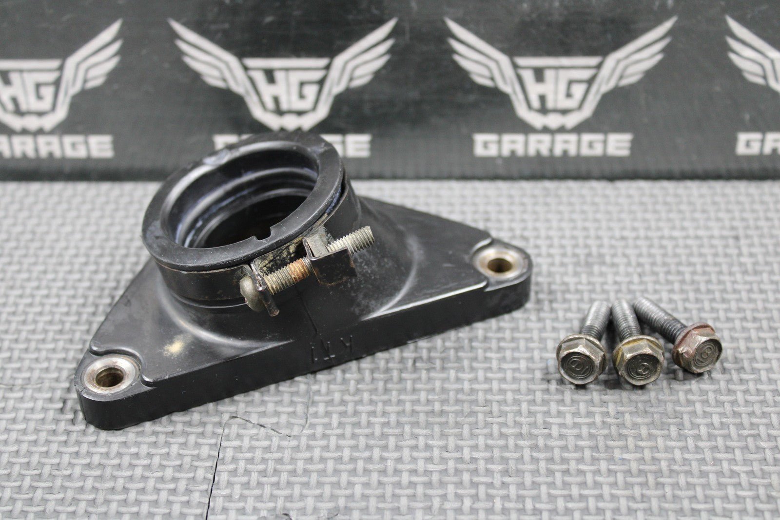 1991 HONDA 86 - 04 XR250R OEM CARB CARBURETOR JOINT INTAKE BOOT 16211 - KT1 - 013 - hggarage
