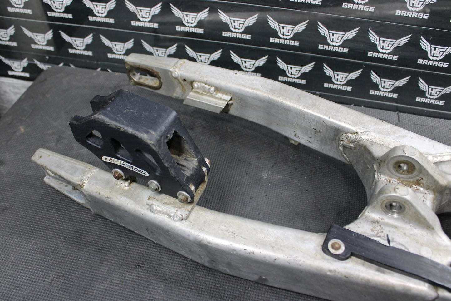 2007 KAWASAKI KLX450R KX450F OEM SWINGARM SWING ARM SUSPENSIION ASSEMBLY - hggarage