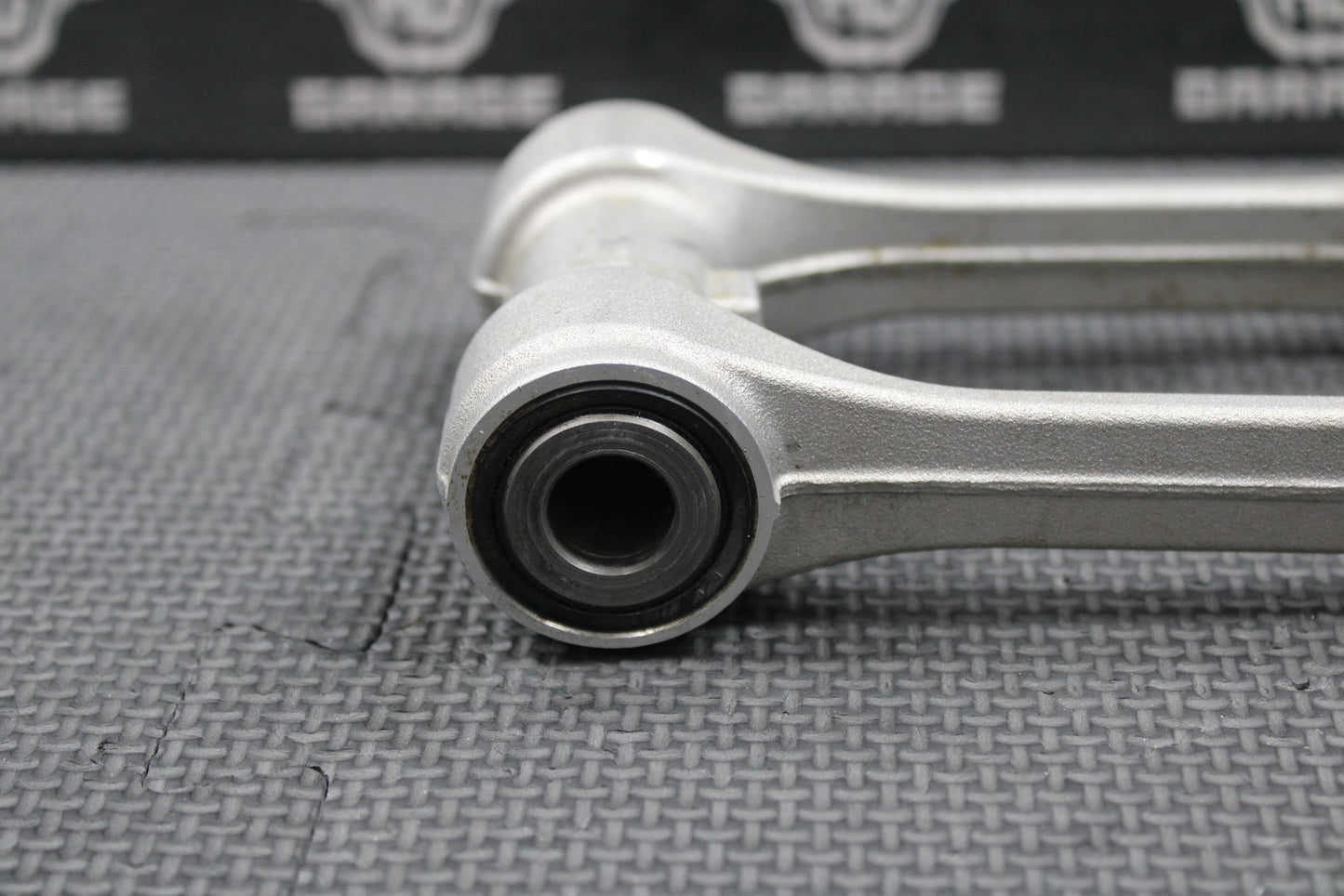 2020 SUZUKI 19 - 25 RMZ250 RMZ450 OEM REAR SHOCK LINKAGE ROD BOLTS 62600 - 37890 - hggarage