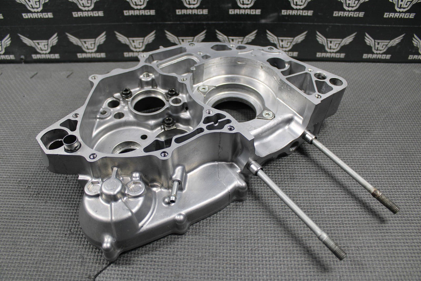 2008 HONDA CRF250R OEM RIGHT ENGINE CRANKCASE CRANK CASE 11100 - KRN - A10 GOOD! - hggarage