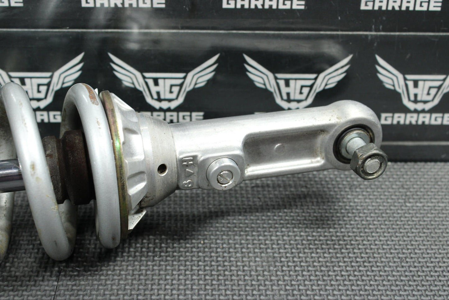 2004 Yamaha YZ450F OEM Rear Back Shock Absorber Suspension 5XD - 22210 - 00 - 00 - hggarage