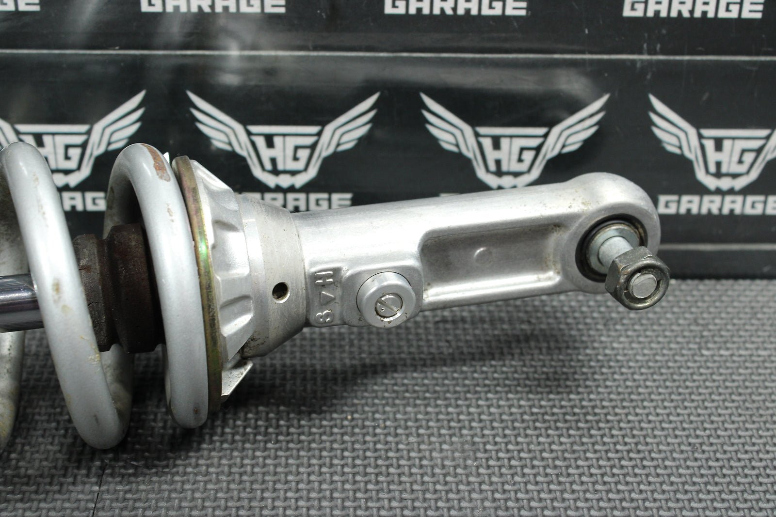 2004 Yamaha YZ450F OEM Rear Back Shock Absorber Suspension 5XD - 22210 - 00 - 00 - hggarage