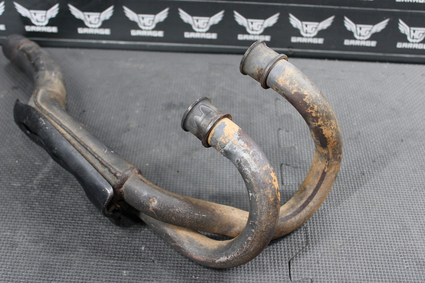 1986 HONDA XR250R OEM EXHAUST PIPE CHAMBER HEADER 18320-KT1-670