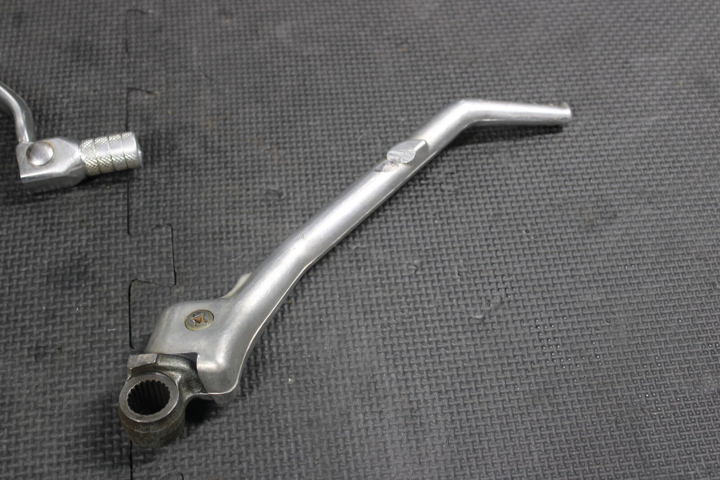 2007 HONDA CR125R OEM KICKSTART KICK START PEDAL LEVER SHIFTER 28300-KZ4-J20