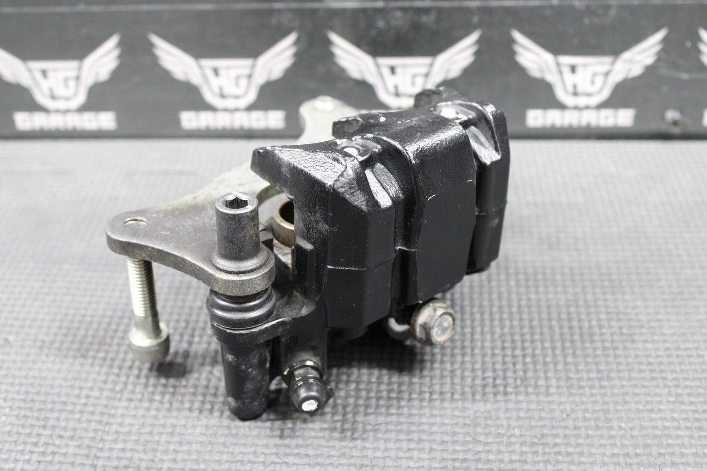 2009 2010 KAWASAKI KLX250SF OEM FRONT BRAKE CALIPER & BRACKET 43080 - 0064 - 25S - hggarage