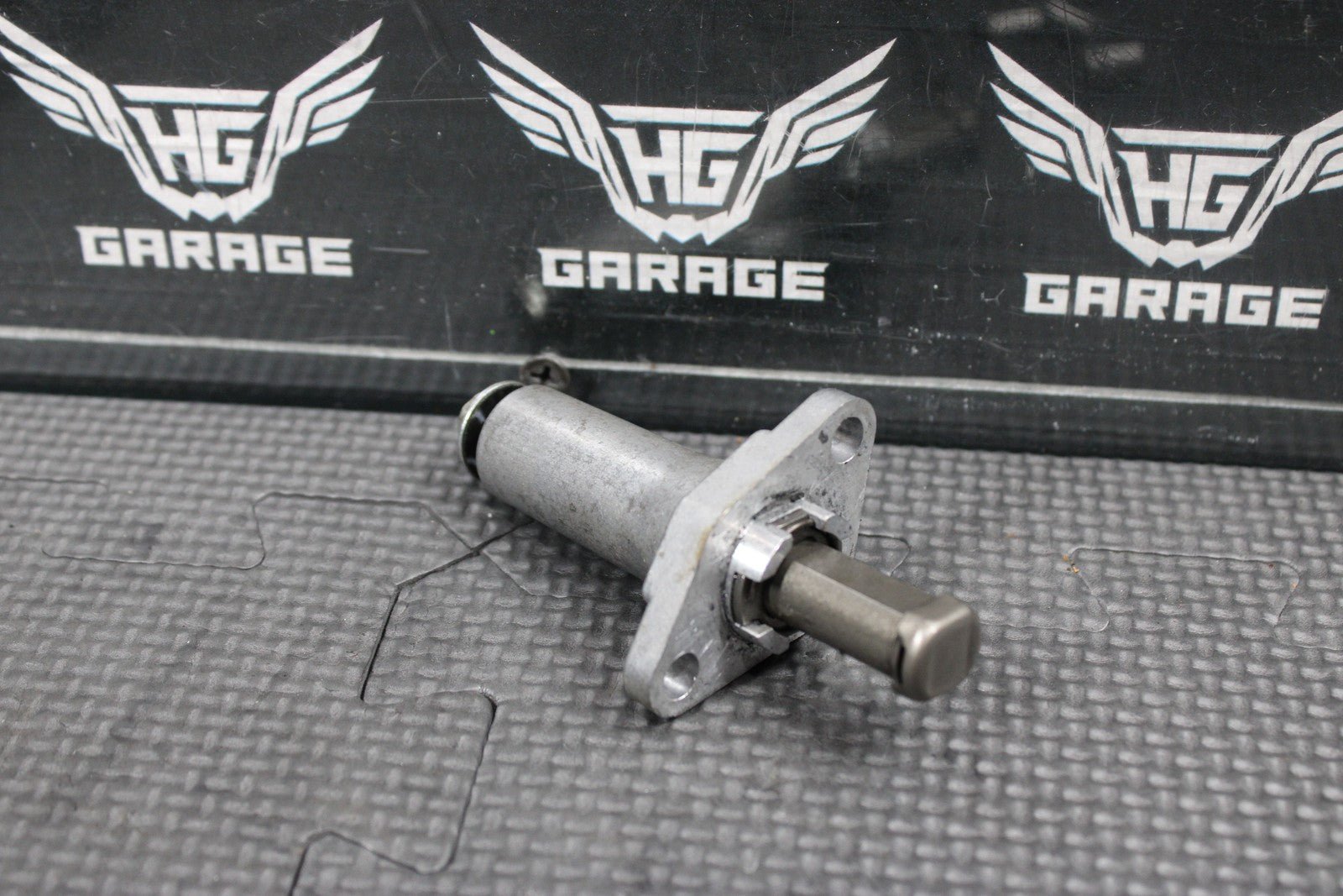 2000 YAMAHA TTR125L OEM CAM CHAIN CAMSHAFT TENSIONER GUIDES TOPEND HARDWARE DOWS - hggarage