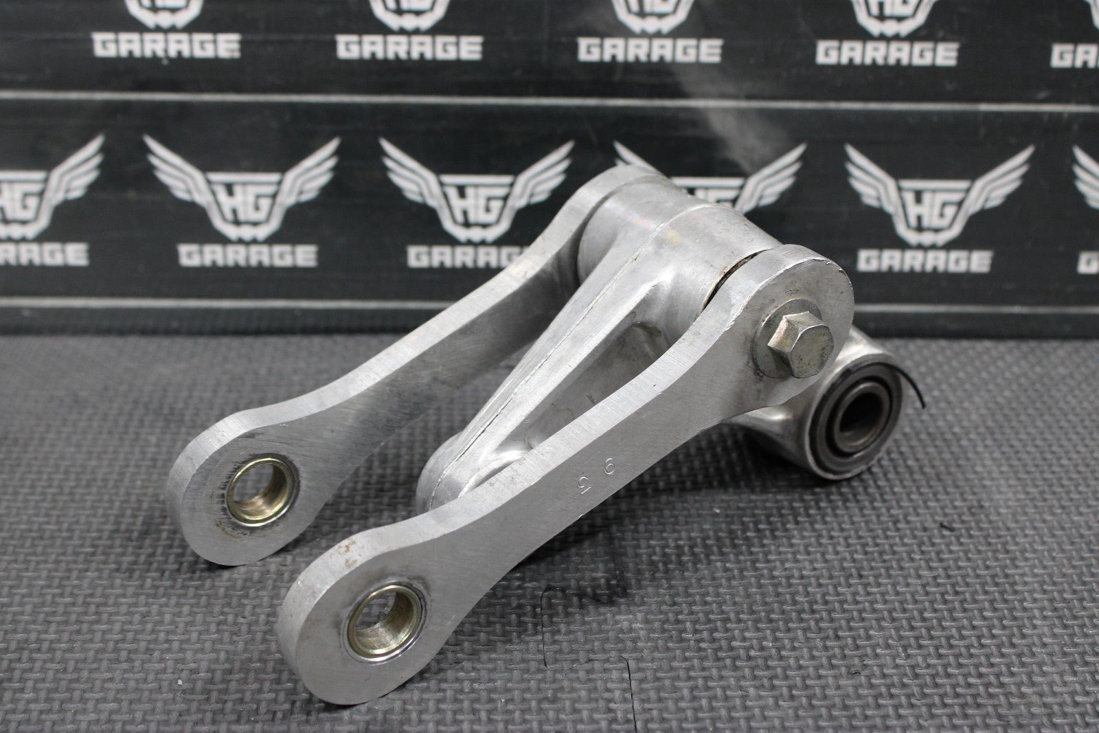 KAWASAKI 94 - 96 KX125 KX250 OEM REAR SHOCK LINKAGE LINKS RELAY DOG BONE SWINGARM - hggarage
