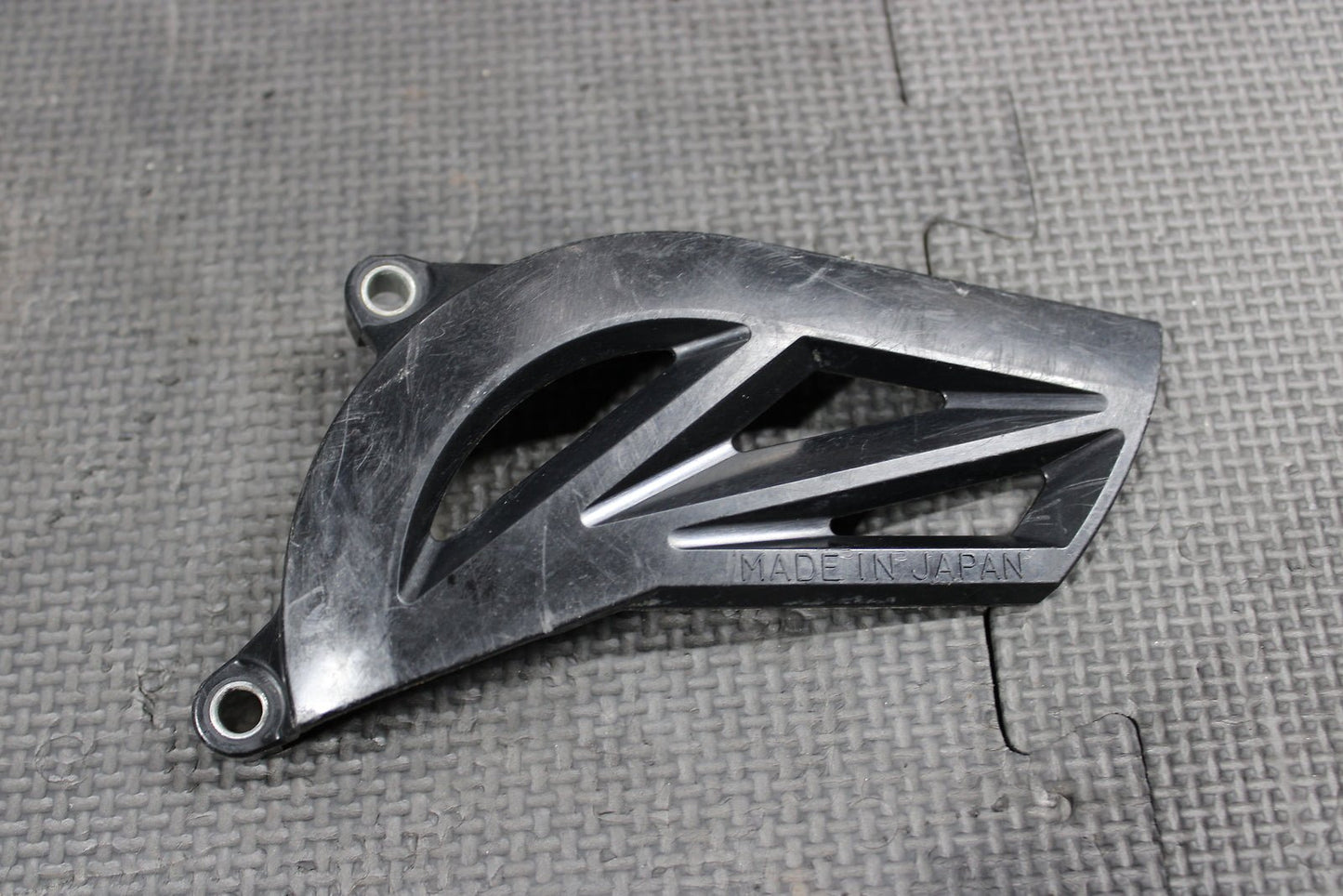 2008 YAMAHA 06 - 13 YZ450F OEM MOTOR ENGINE FRONT SPROCKET COVER - hggarage