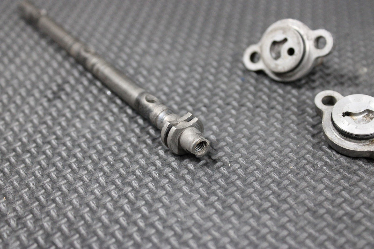 2001 99 - 01 YAMAHA YZ250 OEM ENGINE POWER VALVE EXHAUST VALVE GOVERNER COMPLETE - hggarage