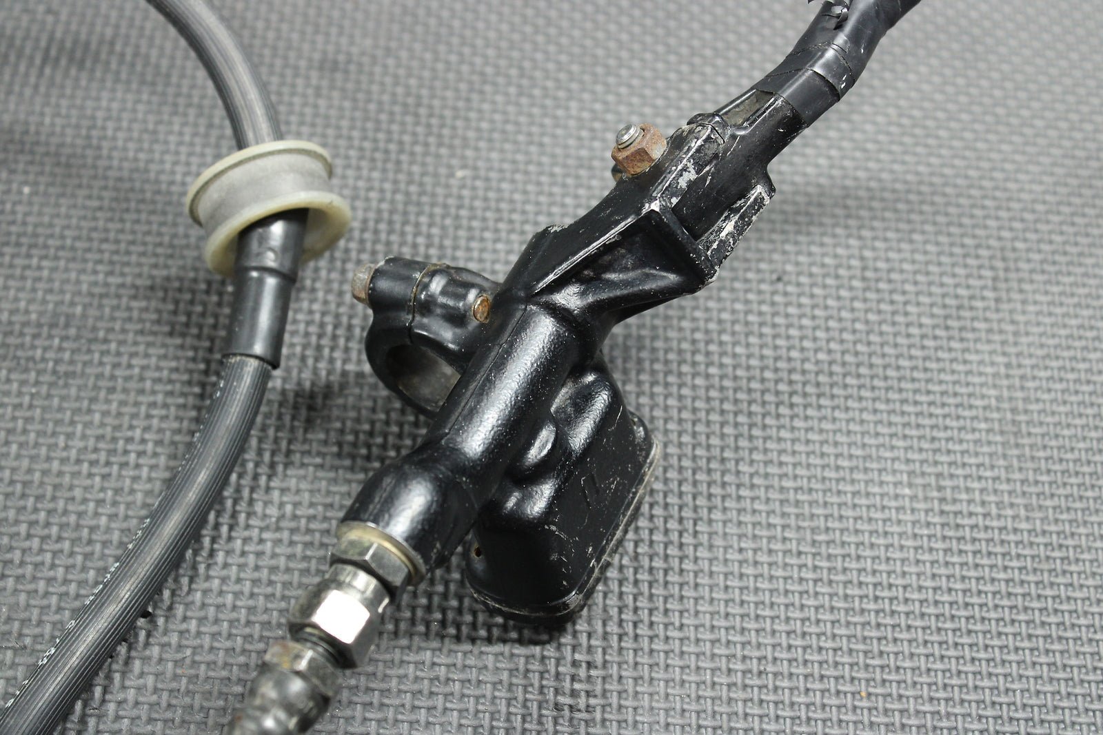 1993 Honda CR80R OEM Front Brake Caliper Master Cylinder 45100 - GS2 - 601 - hggarage