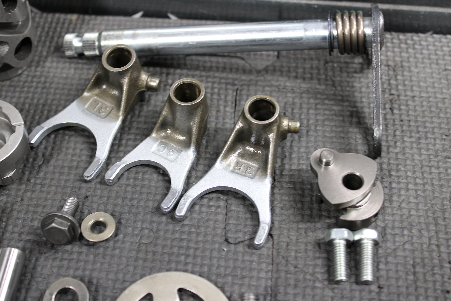 2008 HONDA CRF150RB EXPERT OEM ENGINE TRANSMISSION GEARS SHIFT DOG FORKS ASSEMBL - hggarage