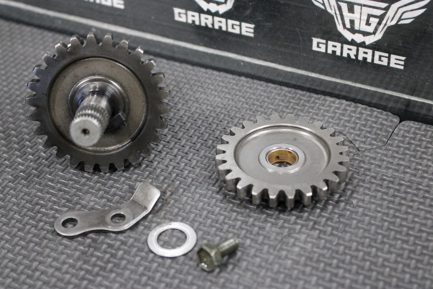 2001 SUZUKI RM80 OEM KICKSTART KICK START SHAFT W IDLER GEAR 26211 - 02B04 - hggarage