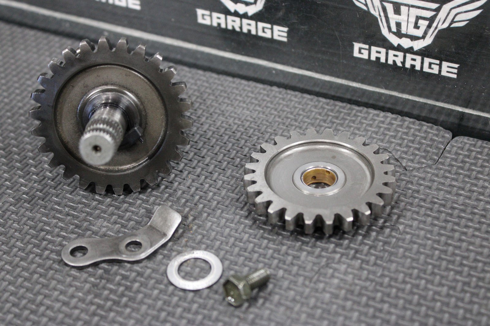 2001 SUZUKI RM80 OEM KICKSTART KICK START SHAFT W IDLER GEAR 26211 - 02B04 - hggarage