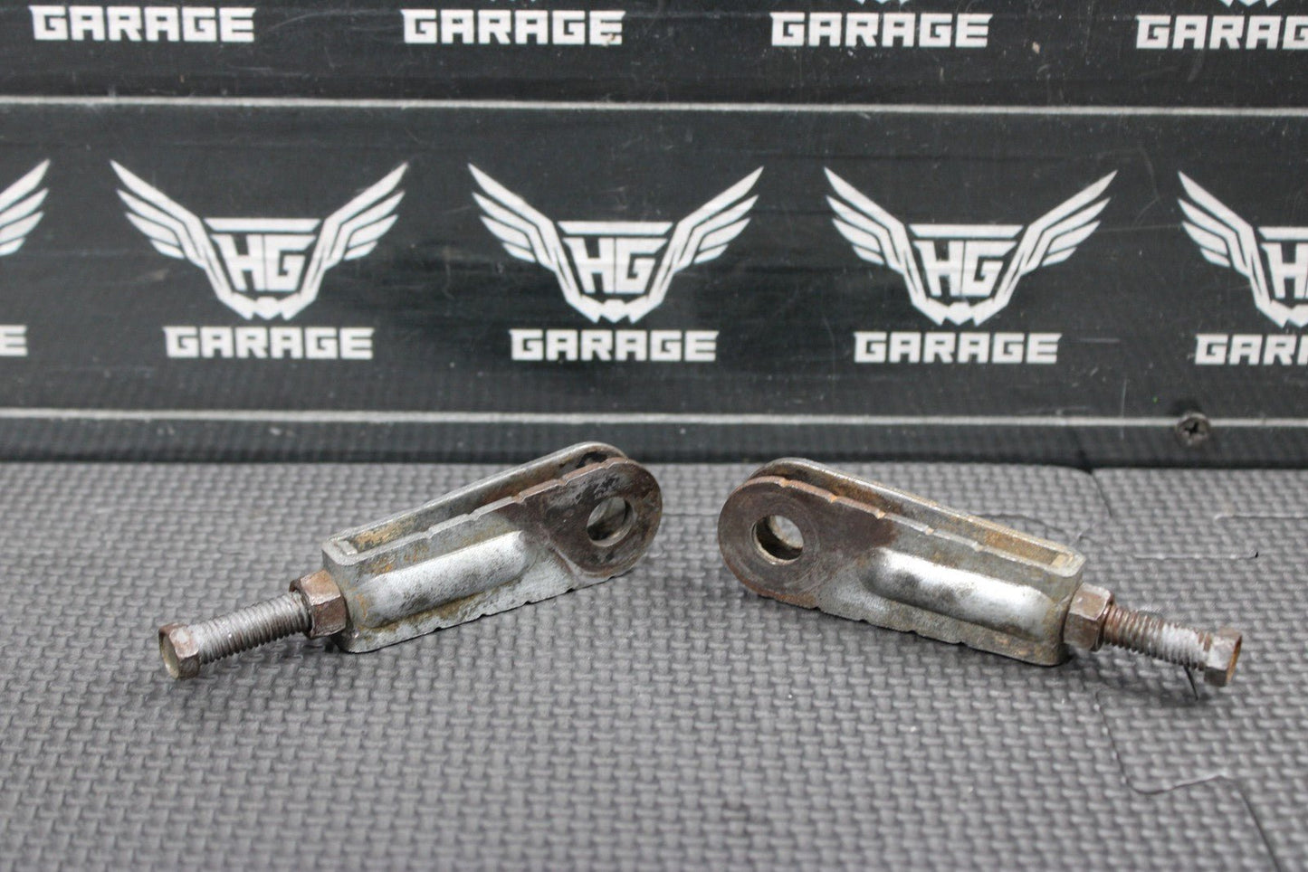1991 YAMAHA 89 - 06 BANSHEE 350 88 - 06 OEM MAIN DRIVE CHAIN PULLER TENSIONER - hggarage