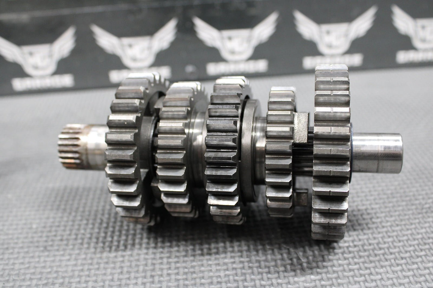 2004 HONDA CRF250R OEM ENGINE TRANSMISSION TRANNY ASSEMBLY GEARS 23210 - KRN - A00 - hggarage