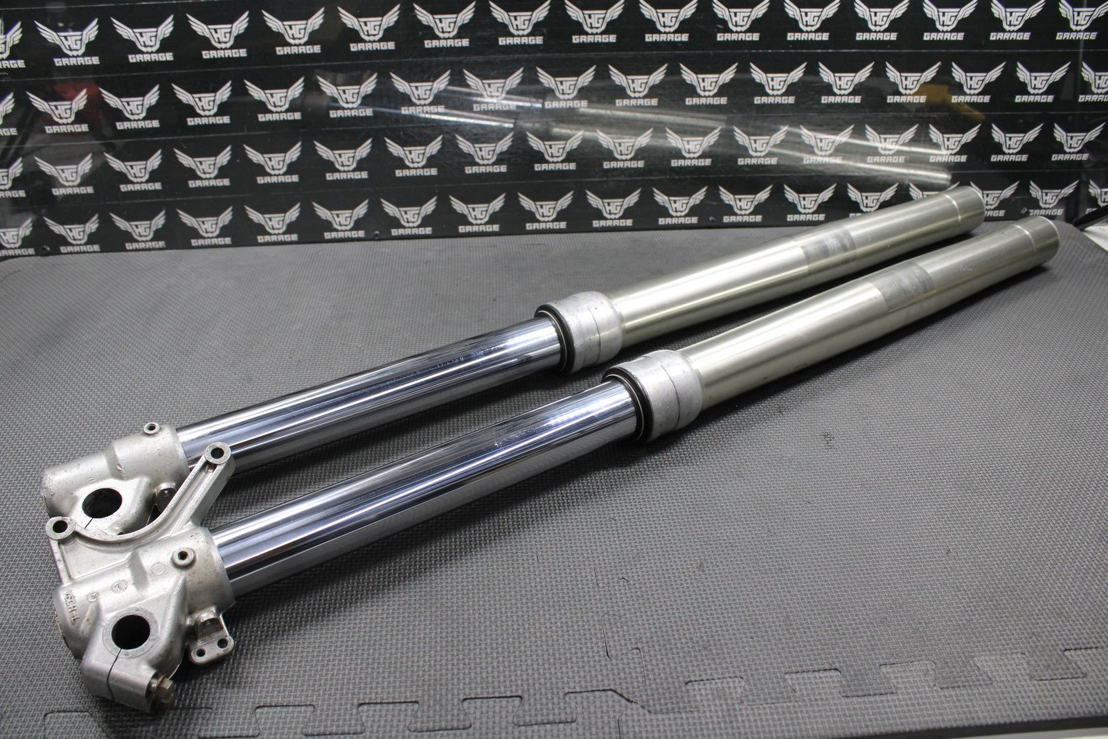 1999 YAMAHA YZ125 OEM RIGHT LEFT FRONT SUSPENSION FORKS SHOCKS 5ET - 23102 - 00 - 00 - hggarage