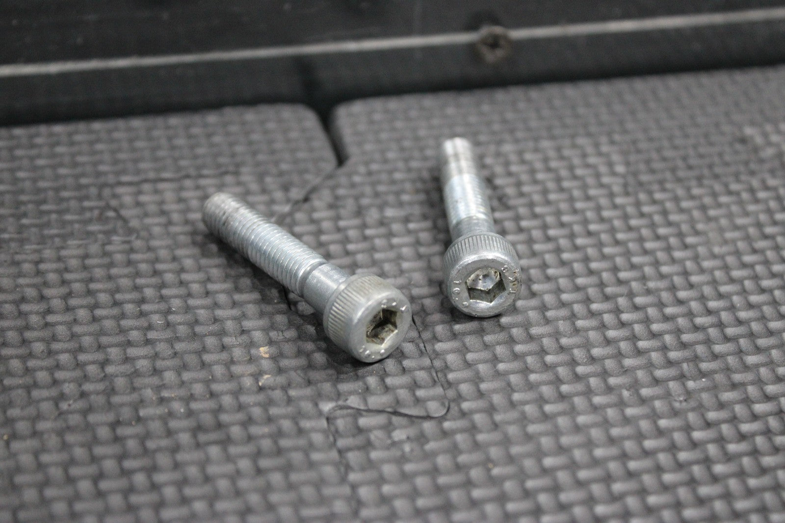47568728