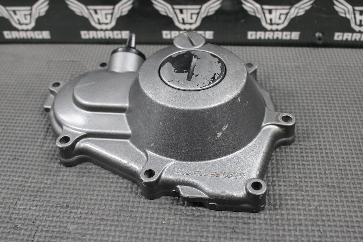 2005 YAMAHA 03 - 05 YZ450F OEM LEFT CASE STATOR GENERATOR MAGNETO COVER - hggarage