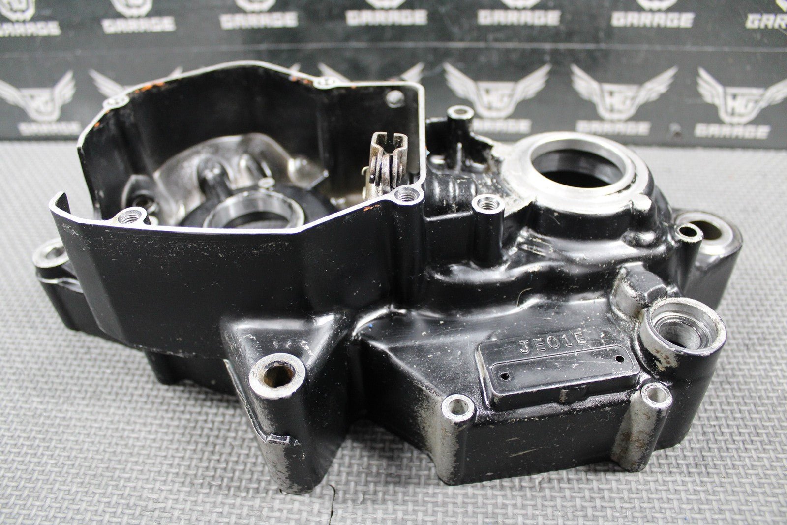 1988 HONDA CR125R OEM LEFT ENGINE MOTOR CRANKCASE CRANK CASE 112A0 - KS6 - 830 GOOD! - hggarage