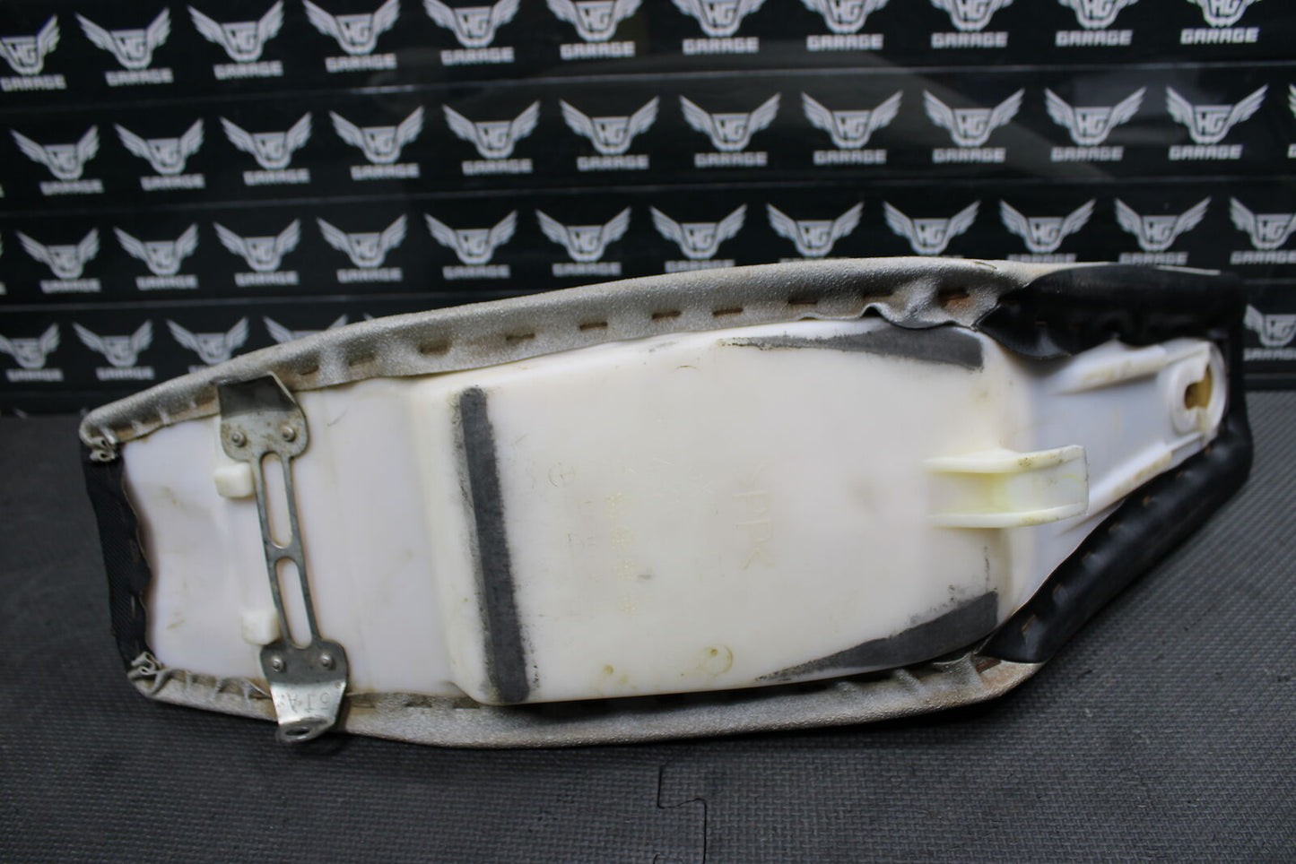 2009 YAMAHA YZ250F YZ450F OEM SEAT SADDLE FOAM COVER PAN 34P-24710-01-00