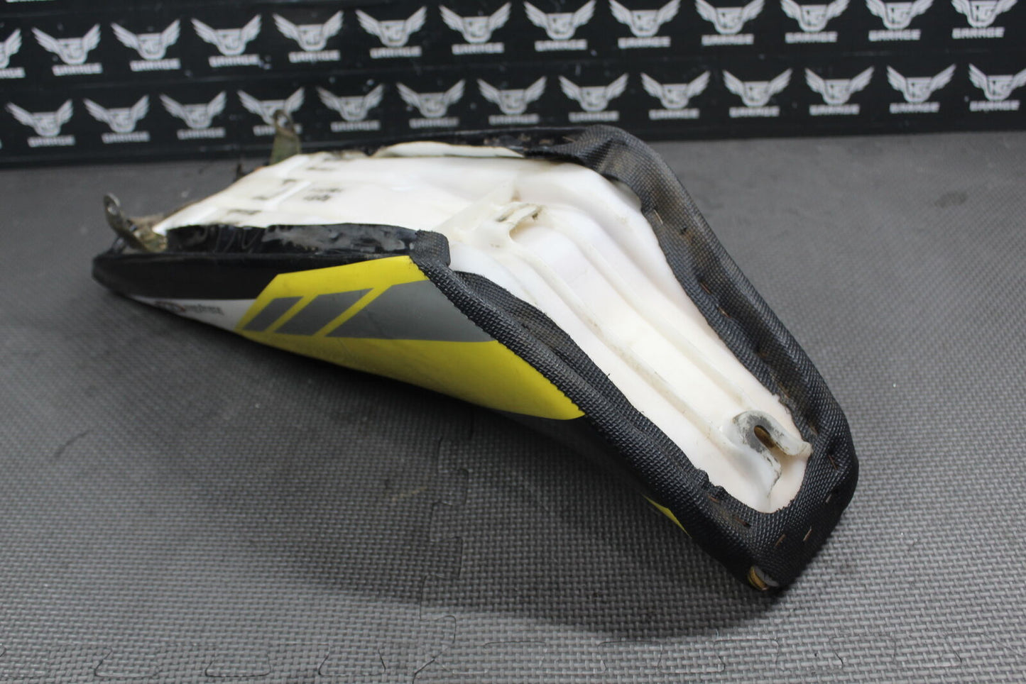 2003 SUZUKI RM100 SEAT SADDLE FOAM COVER KK530-66105-8MA