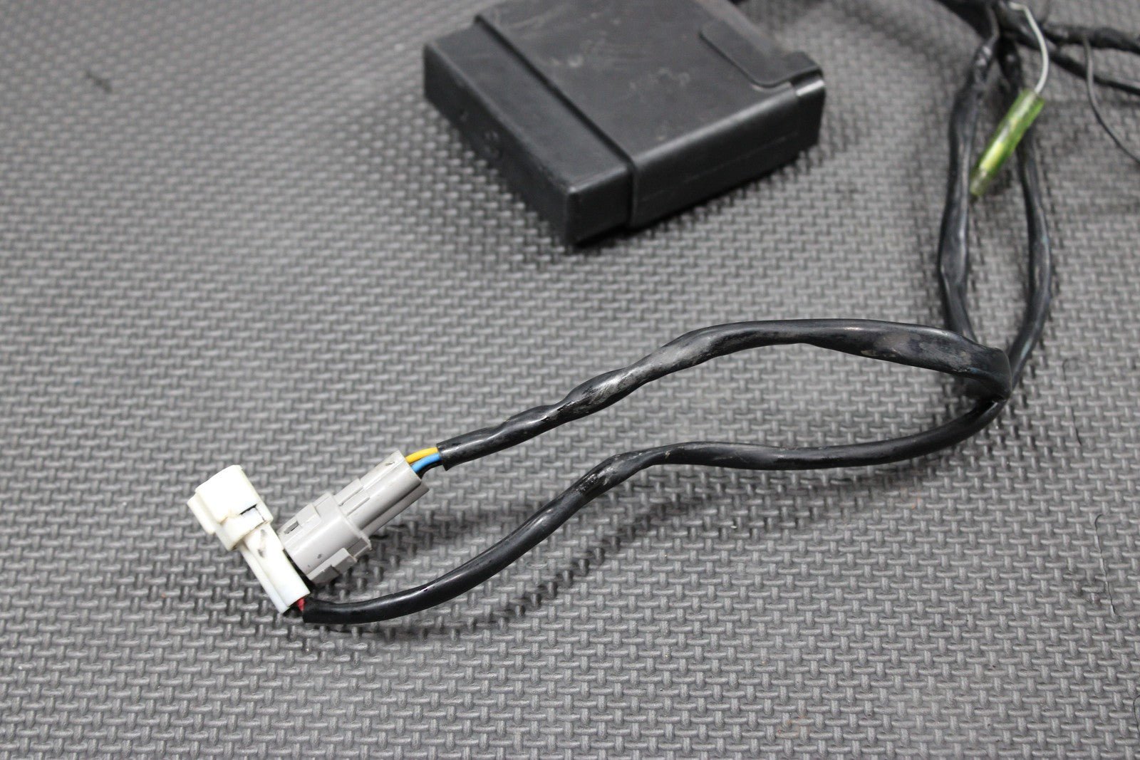 2001 00 - 01 YAMAHA YZ250 OEM ECU COMPUTER CONTROLLER UNIT ECM CDI - hggarage