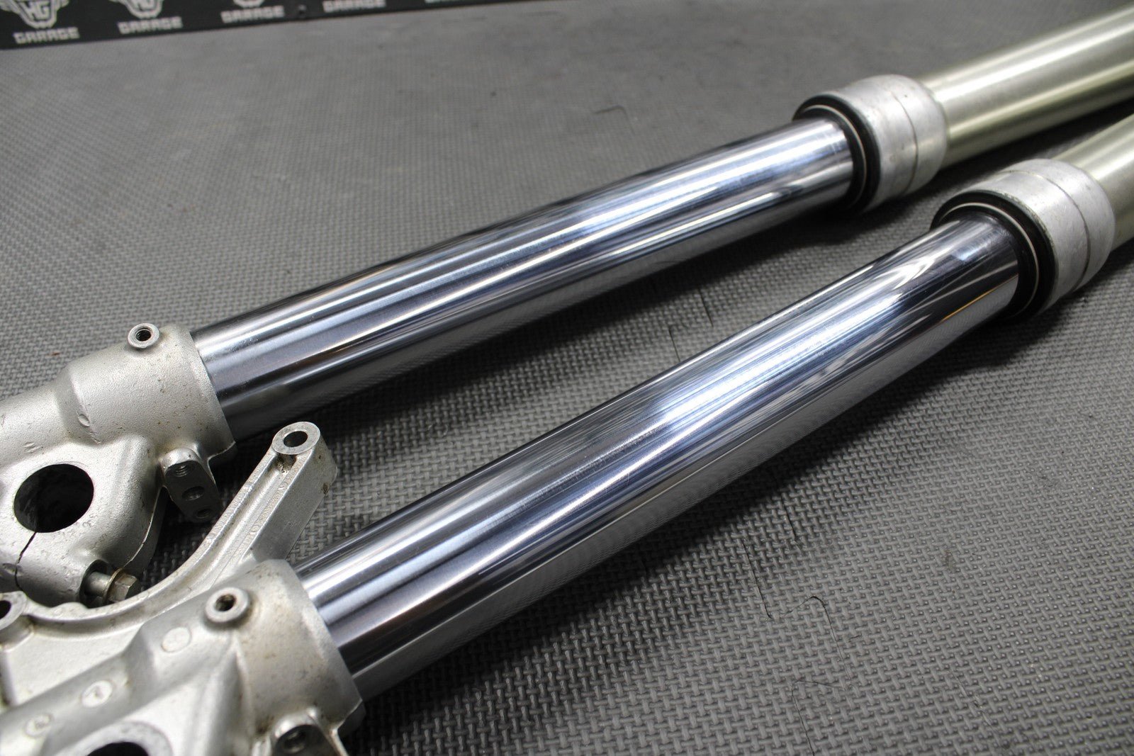 1999 YAMAHA YZ125 OEM RIGHT LEFT FRONT SUSPENSION FORKS SHOCKS 5ET - 23102 - 00 - 00 - hggarage