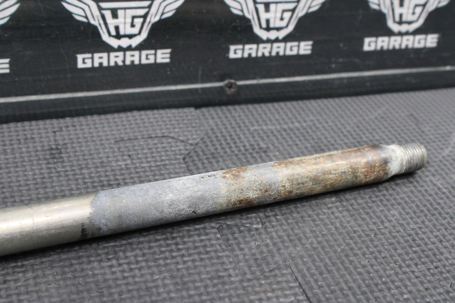 2018 HONDA0 04 - 22 CRF250R OEM REAR BACK SWINGARM BOLT SUSPENSION PIVOT AXLE 521 - hggarage