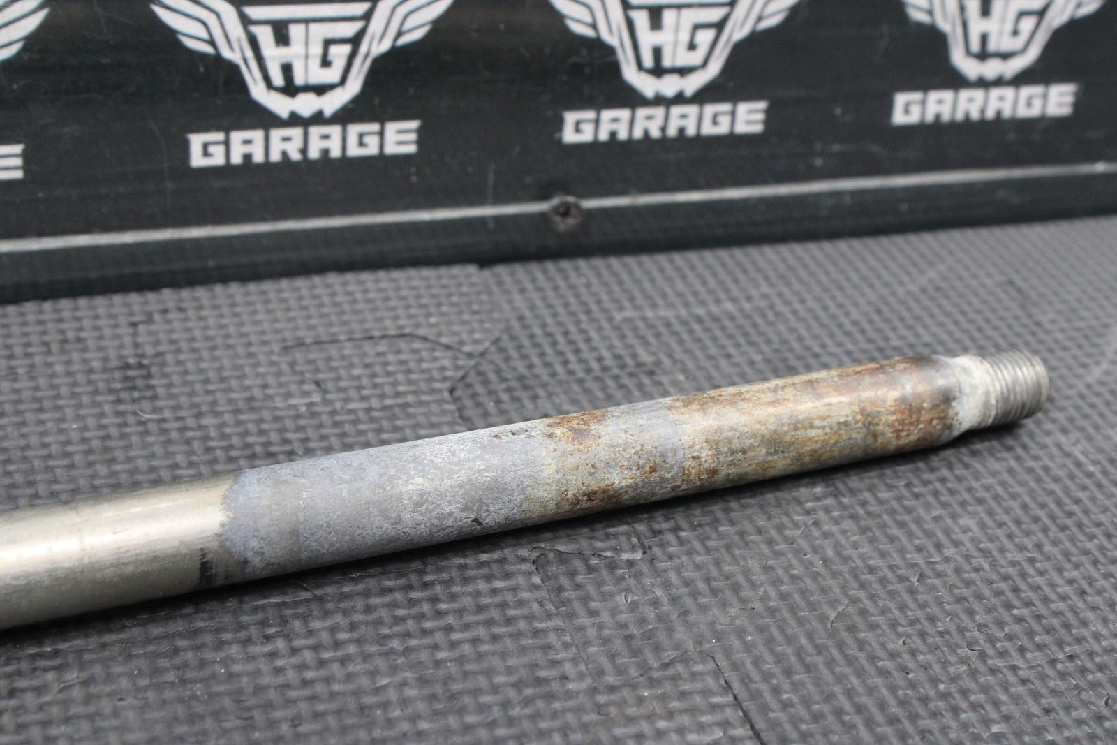 2018 HONDA0 04 - 22 CRF250R OEM REAR BACK SWINGARM BOLT SUSPENSION PIVOT AXLE 521 - hggarage