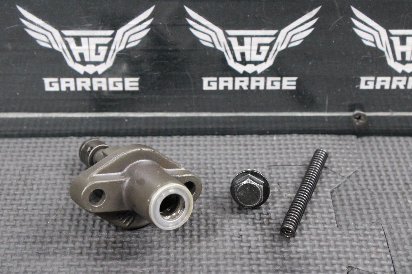 2000 SUZUKI DRZ400 DRZ400E OEM CAM CHAIN CAMSHAFT TENSIONER 12830 - 29F01 - hggarage