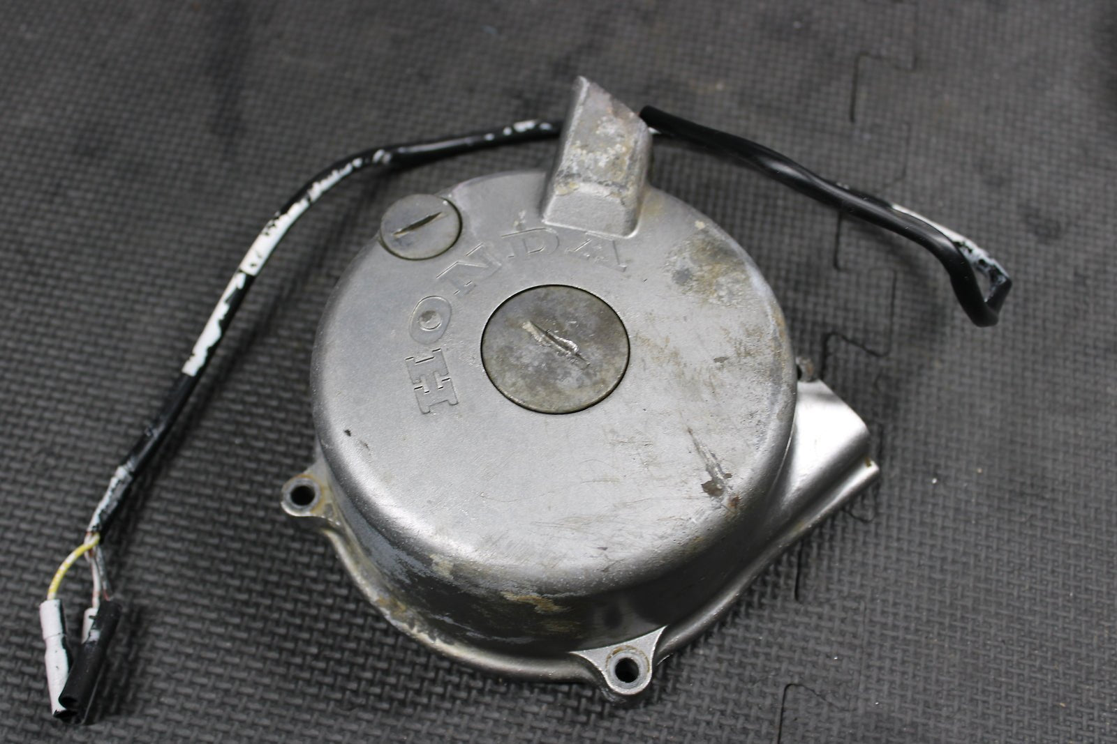 1998 Honda XR200R 1990 1991 / 93 - 02 Stator Magneto Rotor Flywheel 31110 - KT0 - 004 - hggarage