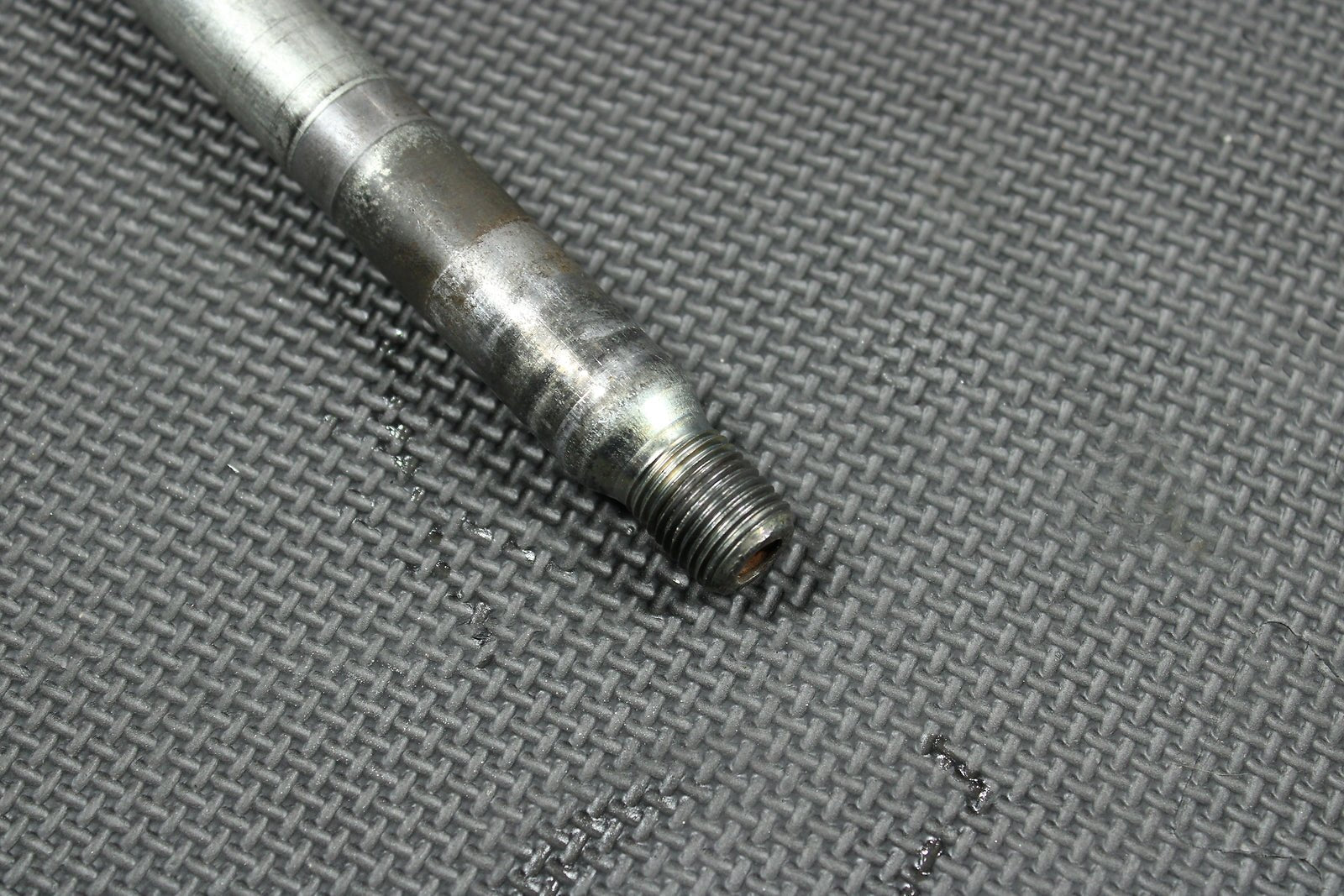 2002 Yamaha YZ426F OEM Front Rear Axle Back Wheel Rim Swingarm Pivot Bolt Axles - hggarage