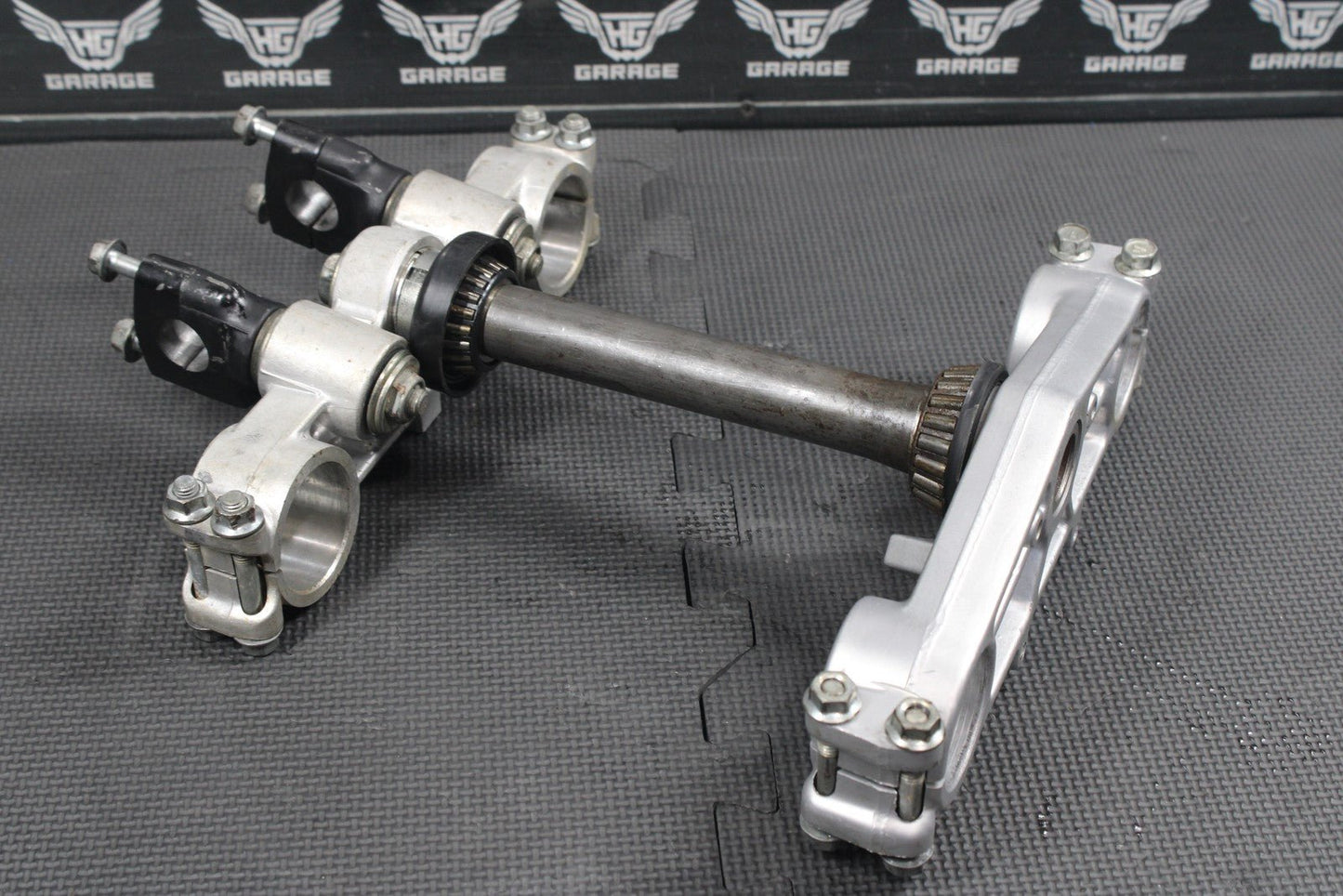 1986 KAWASAKI KDX200 OEM FRONT FORKS LOWER UPPER TRIPLE TREE STEM CLAMP SET - hggarage