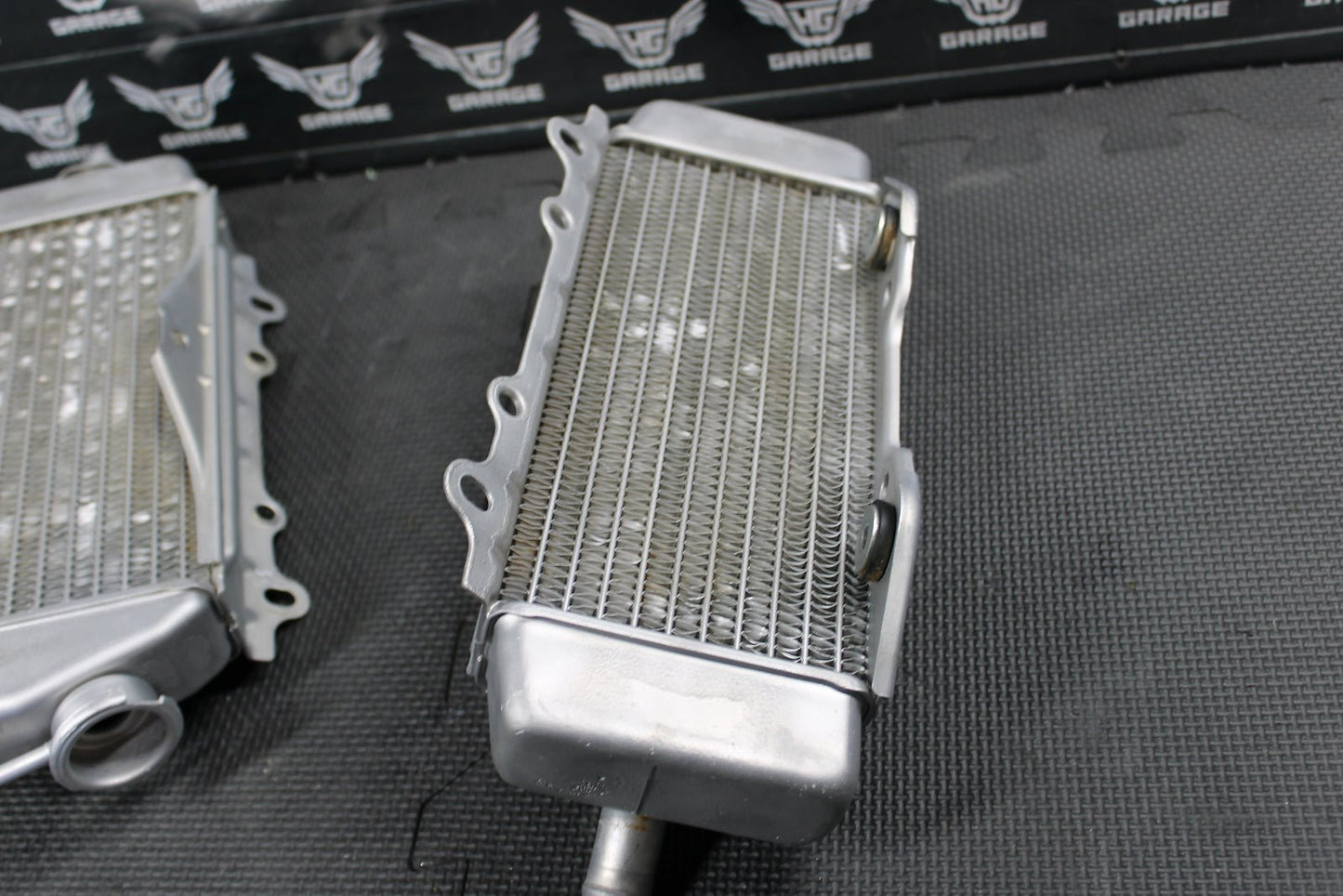 2004 KAWASAKI KX250F OEM ENGINE MOTOR COOLING COOLER RADIATOR MINT! 39061 - 0 - hggarage