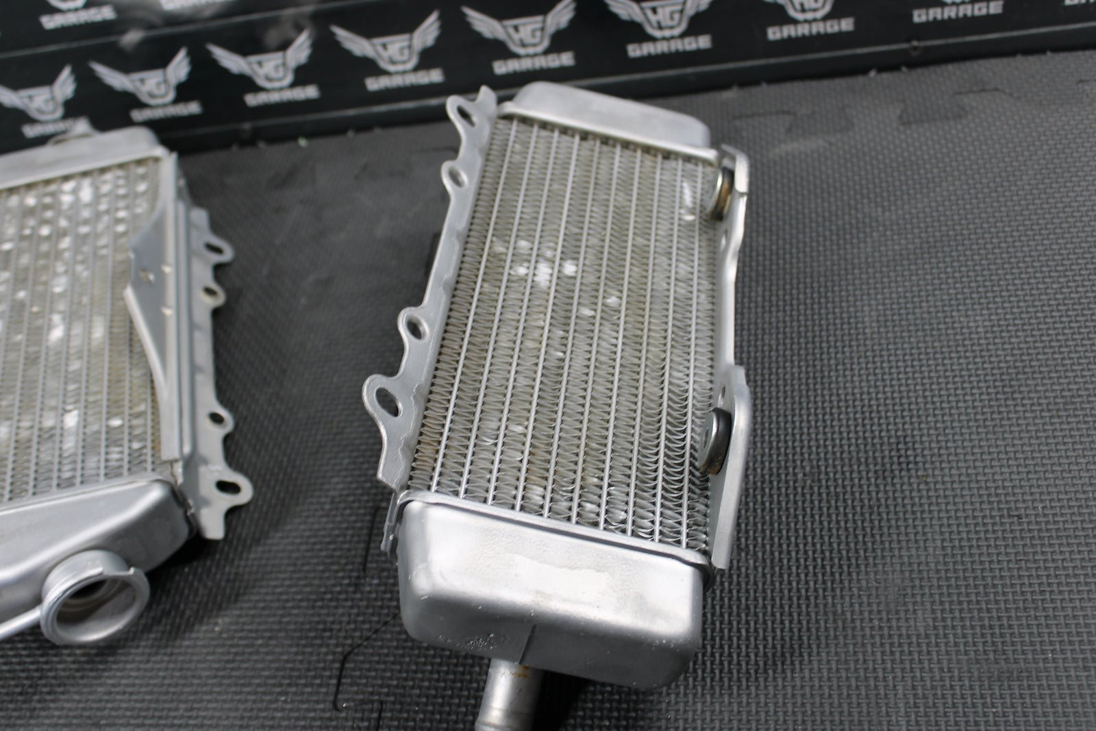 2004 KAWASAKI KX250F OEM ENGINE MOTOR COOLING COOLER RADIATOR MINT! 39061 - 0 - hggarage