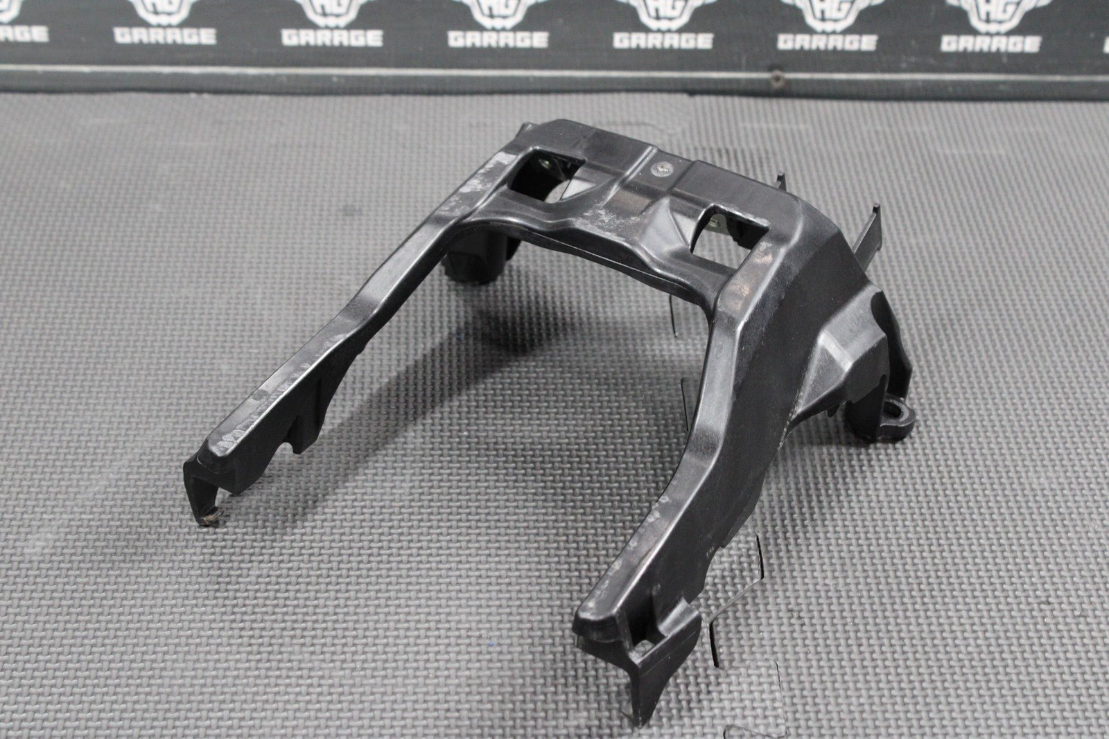 2019 HONDA CRF450RX OEM SEAT SADDLE BASE SUPPORT PLASTIC 50250 - MKE - A00 - hggarage