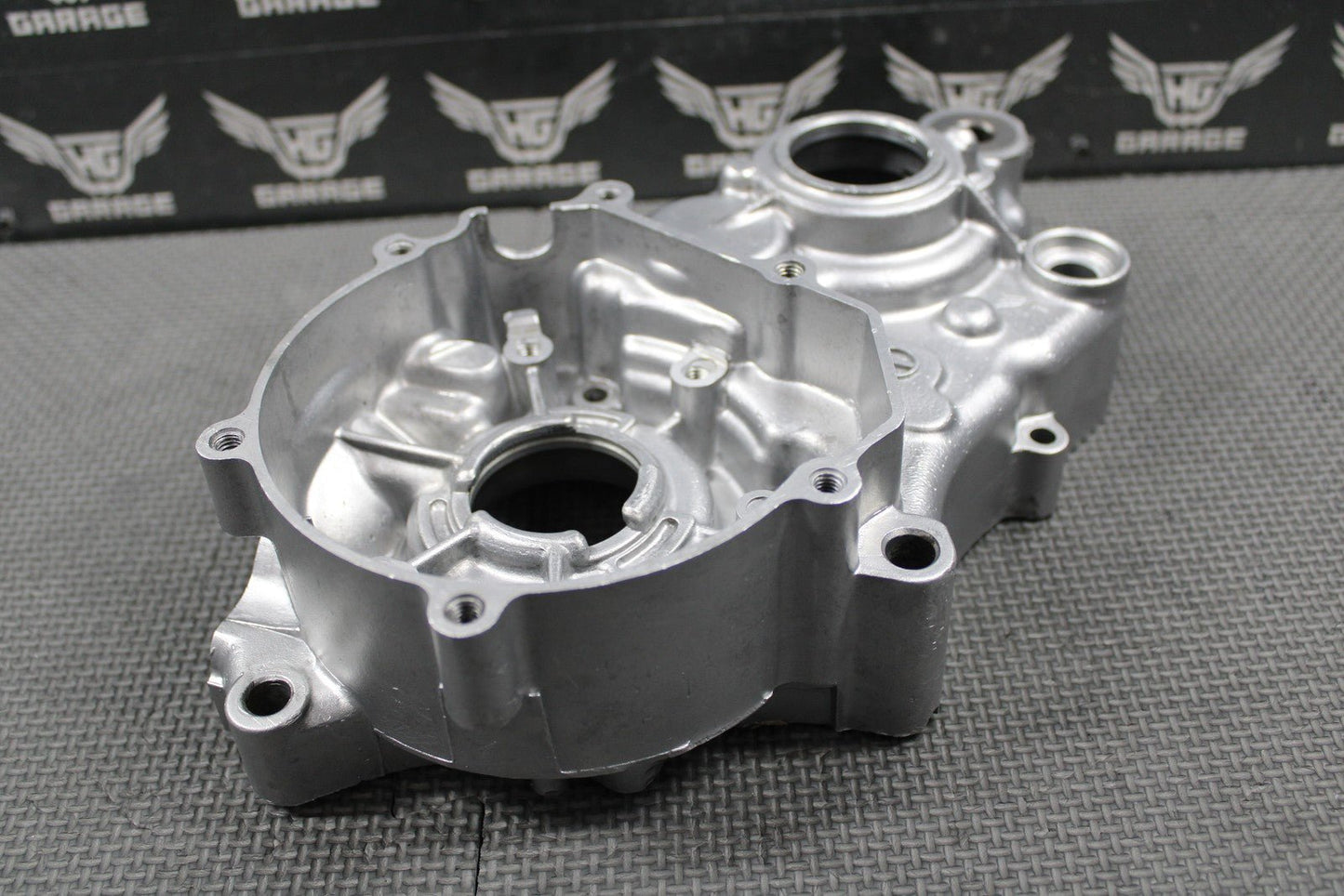 2015 KAWASAKI 14 - 21 KX85 KX100 OEM LEFT ENGINE CRANKCASE CRANK CASE 14001 - 0737 - hggarage