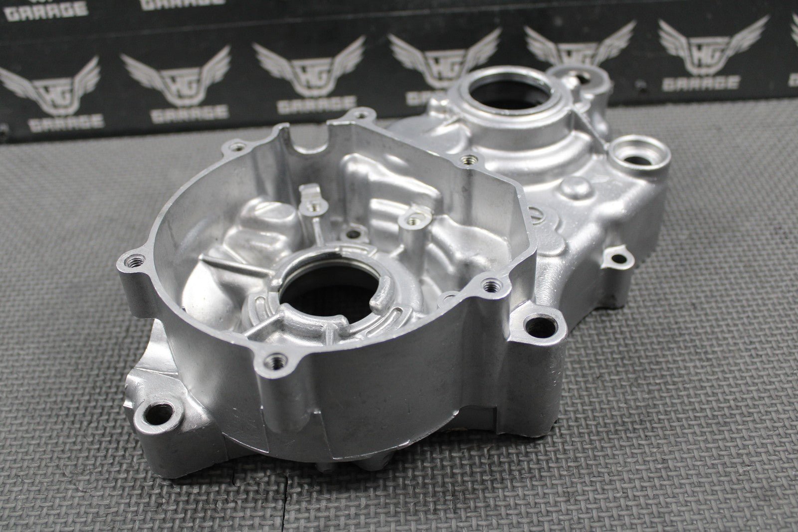 2015 KAWASAKI 14 - 21 KX85 KX100 OEM LEFT ENGINE CRANKCASE CRANK CASE 14001 - 0737 - hggarage