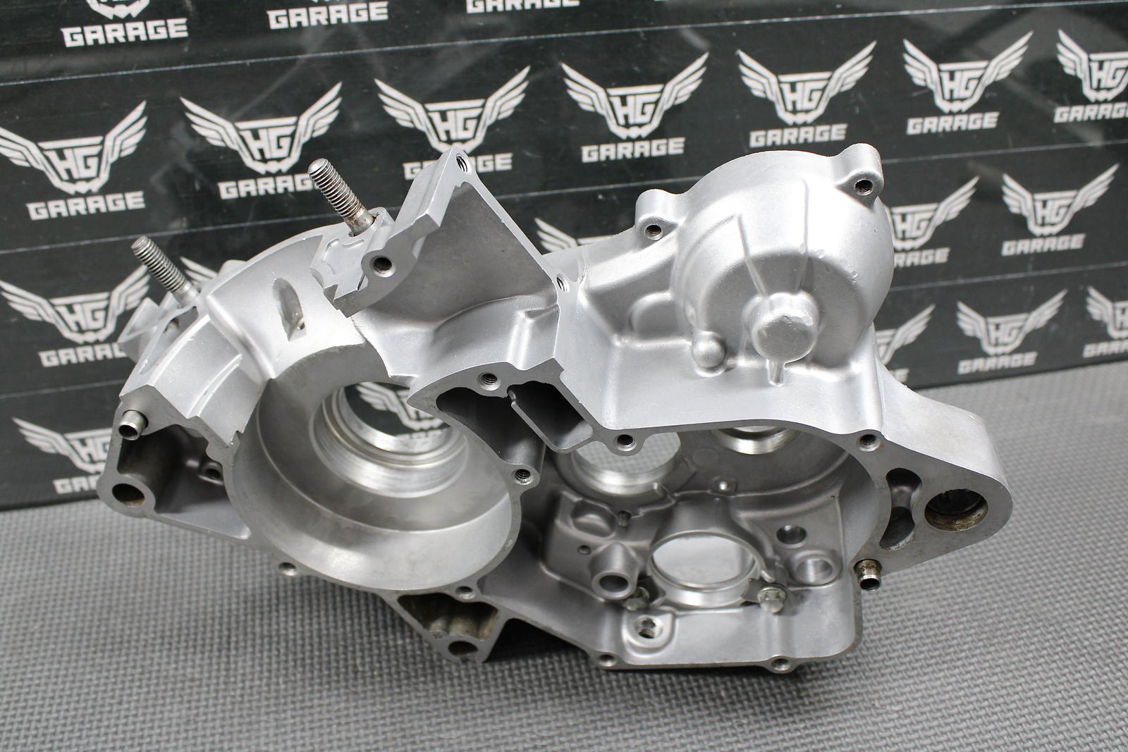 1999 99 - 02 HONDA CR125R OEM RIGHT ENGINE MOTOR CRANKCASE CRANK CASE BLOCK MINT! - hggarage