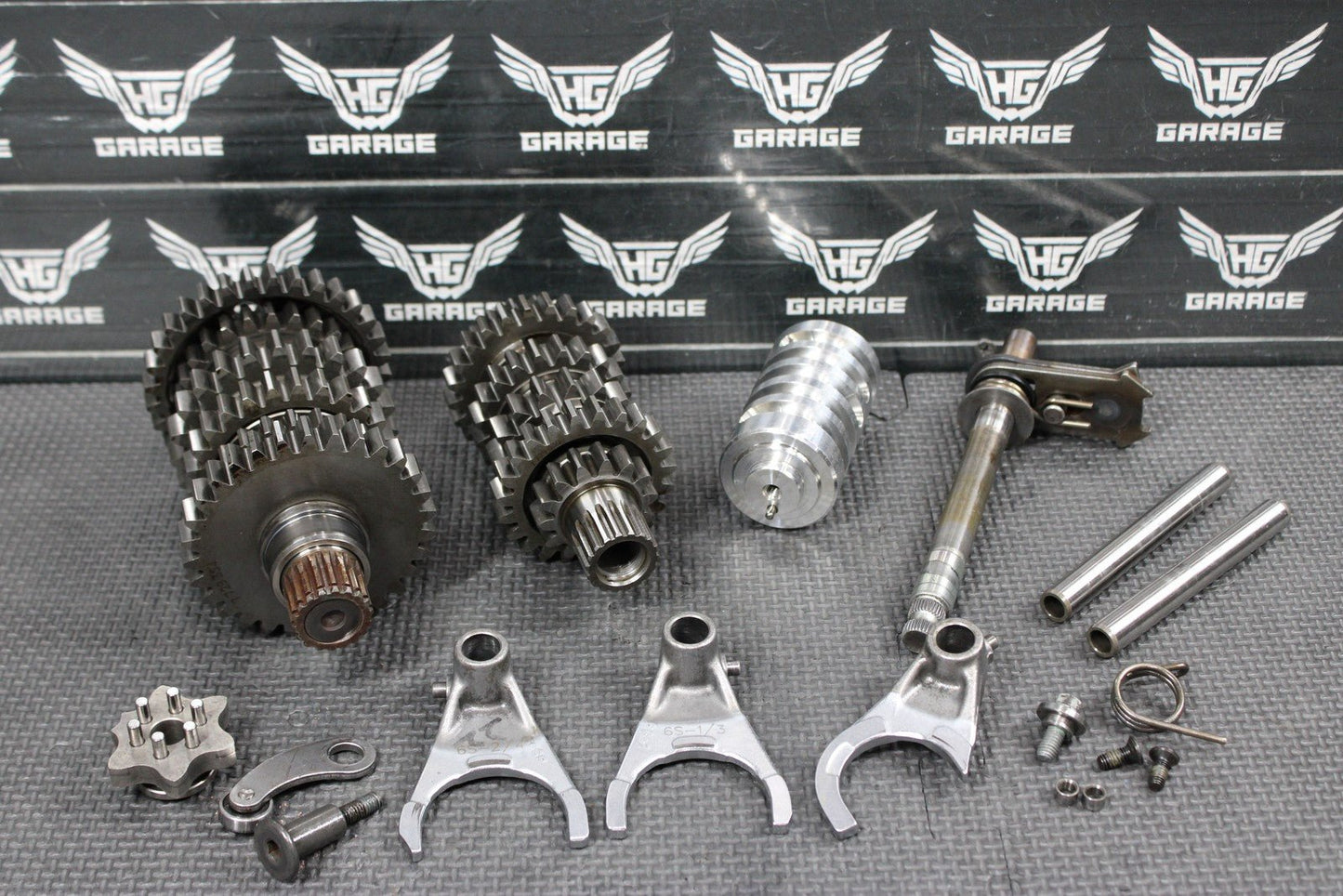 2013 HUSQVARNA TE511 OEM ENGINE TRANSMISSION GEARBOX SHIFT FORKS SHAFTS DRUM - hggarage