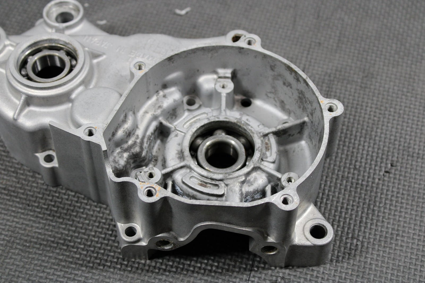 1998 Kawasaki KX60 90 - 03 OEM Left Engine Motor Crankcase Crank Cases Block - hggarage
