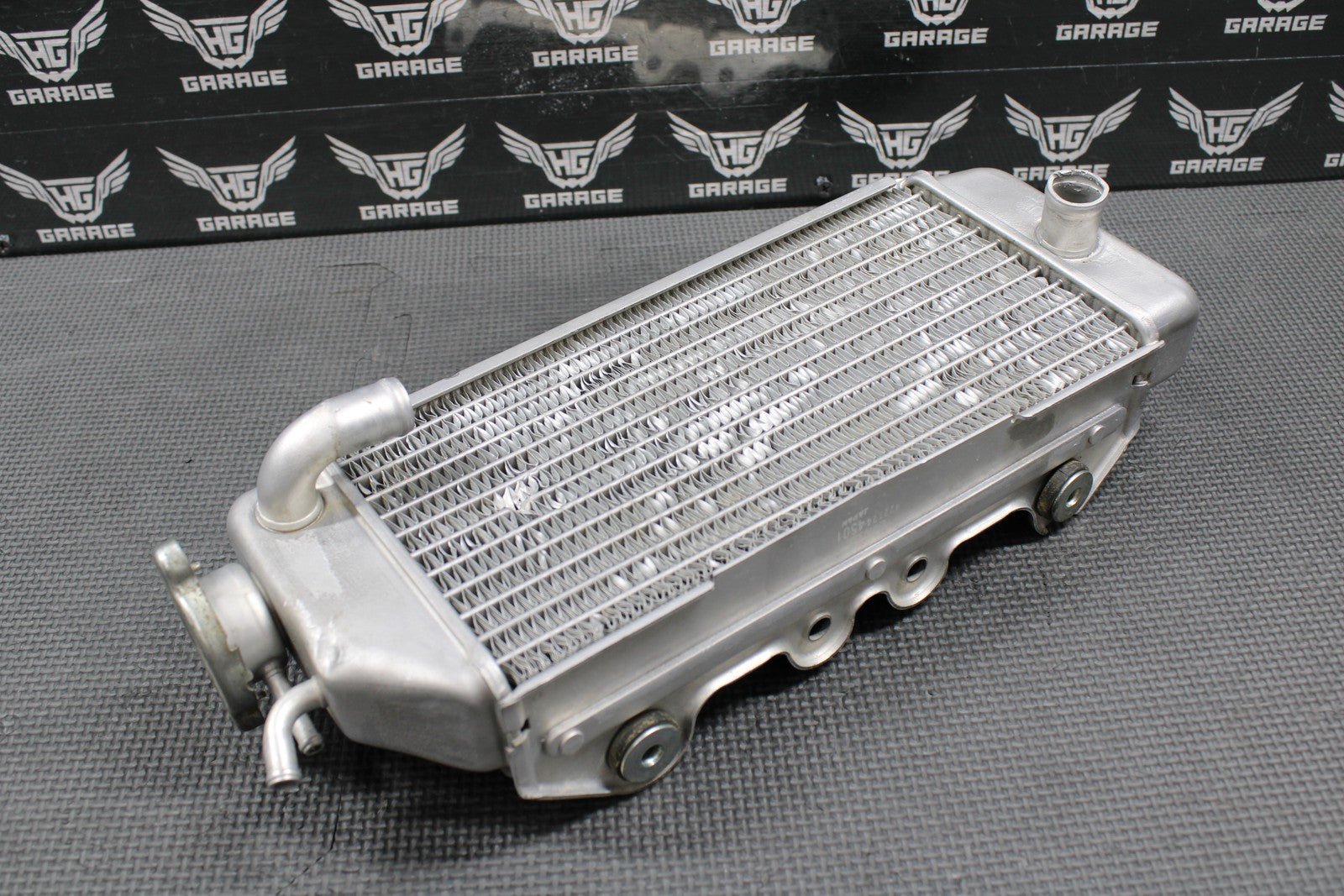 2014 KAWASAKI 10 - 16 KX250F OEM RIGHT FILL SIDE RADIATOR RADIATORS 39061 - 0168 - hggarage
