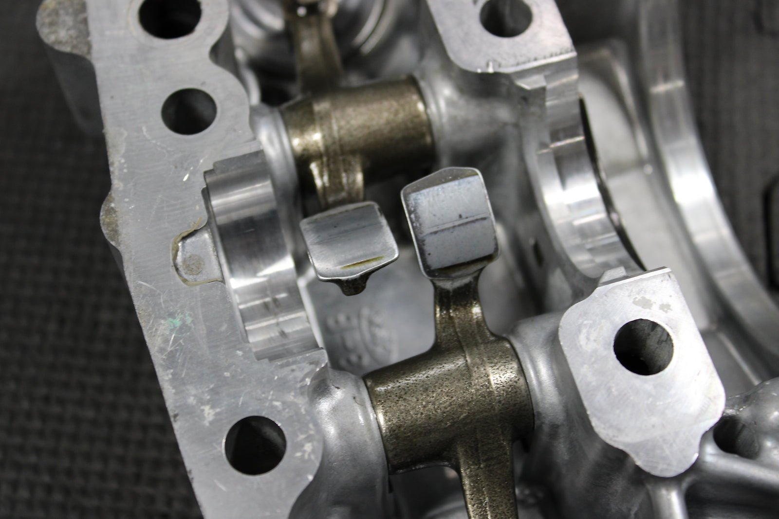 2009 HONDA CRF230L CRF230M ENGINE MOTOR CYLINDER HEAD COVER ROCKER ARMS ASSEMBLY - hggarage