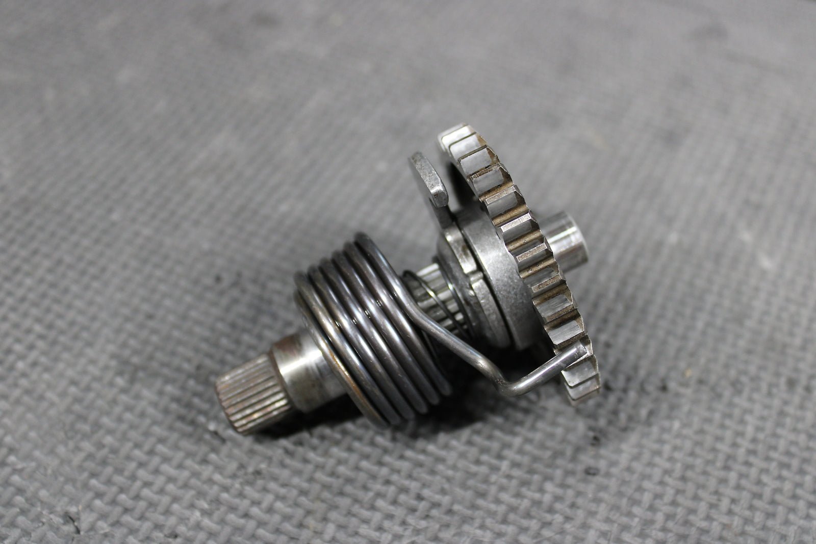 2000 Kawasaki KX65 KX80 OEM Kickstart Kick Start Shaft Mechanism W Idler Gear - hggarage