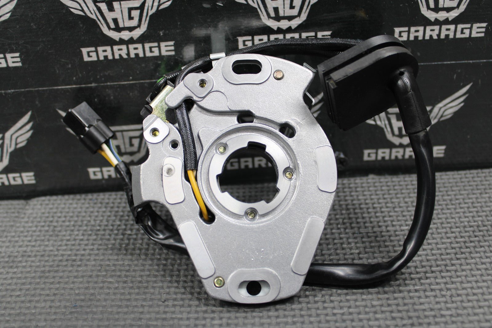 2003 HONDA CR250R OEM DENSO KZ3X STATOR MAGNETO GENERATOR 31100 - KZ3 - L31 MINT! - hggarage